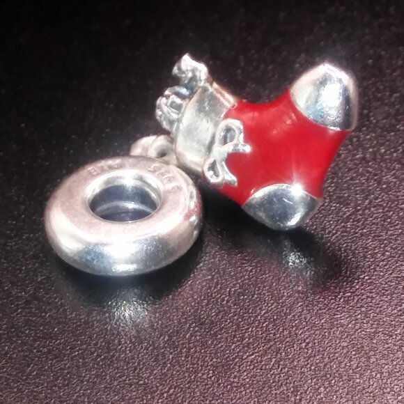 Pandora Festive Stocking Dangle Charm 925 Sterling Silver Red Enamel RETIRED - Picture 1 of 10